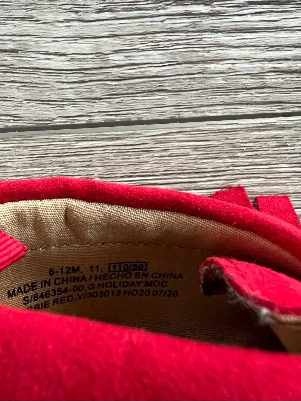 Old Navy Red Fringed Moccasin Baby Shoes Size 6-12 Months